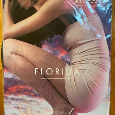 Wolford Salmon Pink Florida Fishnet Tights Women's size Medium